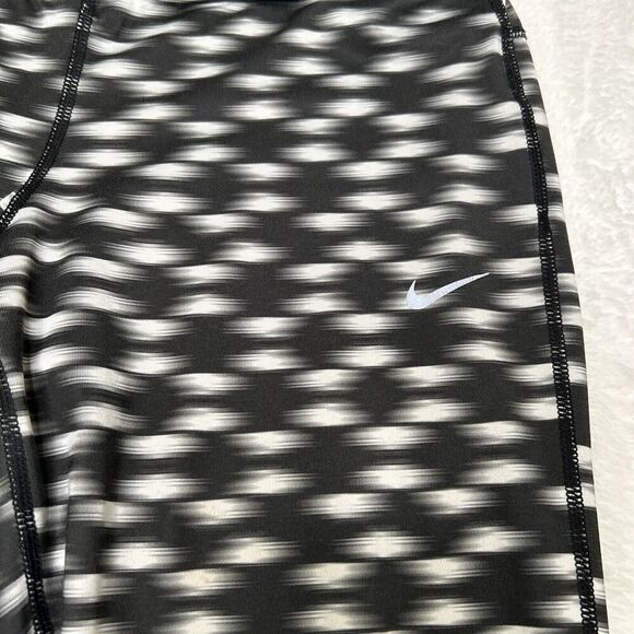 Nike Capri Pants Dri Fit Running Athletic Fitted - Picture 2 of 9